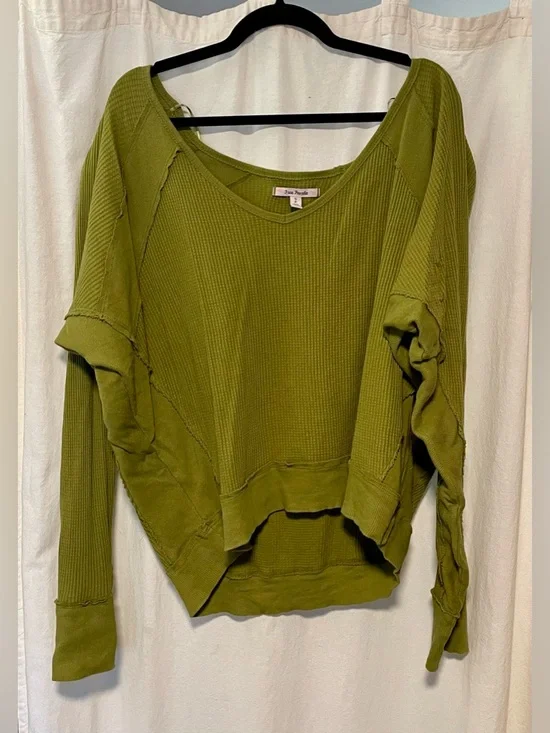 Free People Santa Clara Olive Green Long Sleeve Top; size small; Like New - Picture 3 of 9